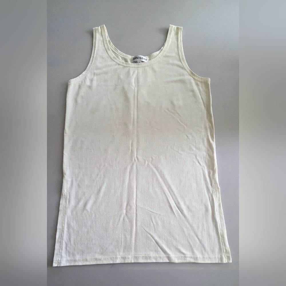 Jones&Co. Women's Ivory Seamless Tunic Tank Top With Side Slits. Sz M